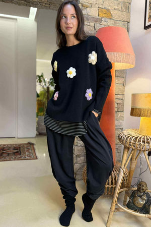 Hello Miss Daisy Knit Black